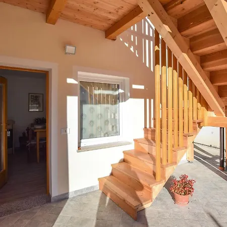 Lovely In With House A Mountain View Semesterbostad