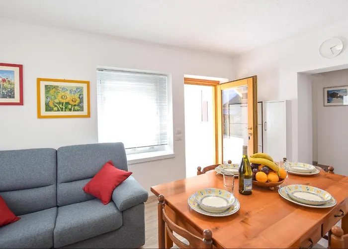 2 Bedroom Pet Friendly In