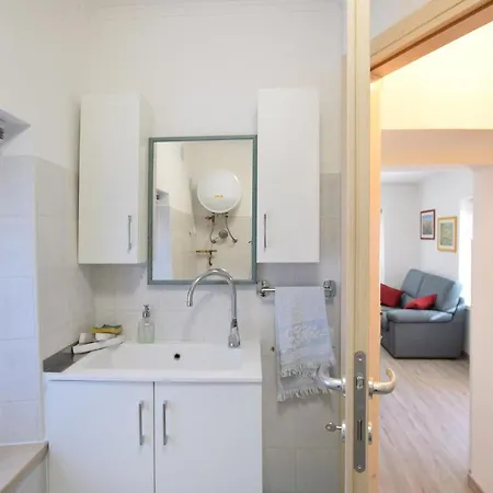 Vakantiehuis 2 Bedroom Gorgeous In *