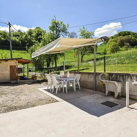 2 Bedroom Gorgeous In Ferienhaus